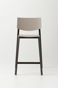 Штабелируемый табурет из полипропилена