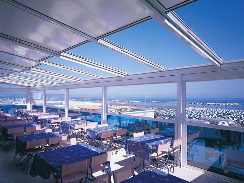 SUNROOM Стеклянная раздвижная дверь с электроприводом Vetrate per esterni scorrevoli sun-id-1459598 - Вид №1