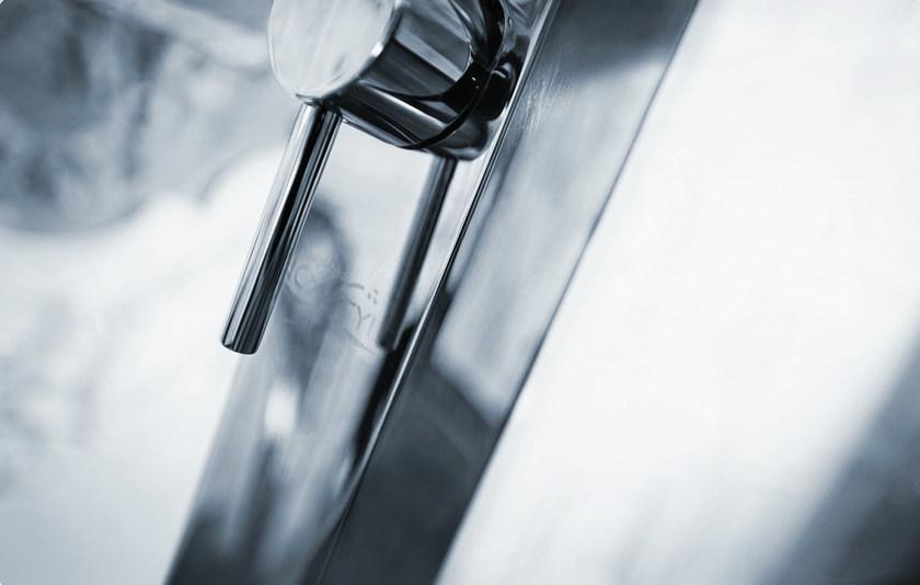 Inoxstyle Открытый душ из нержавеющей стали с ручным душем Tecno cube 01015 mmt - Вид №3