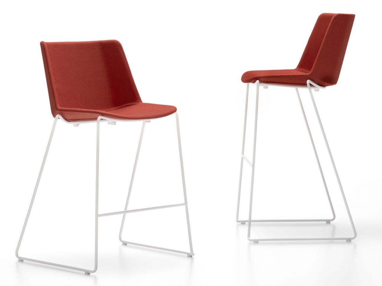 Высокий табурет из ткани со спинкой MDF Italia Aïku ARCH-00017448