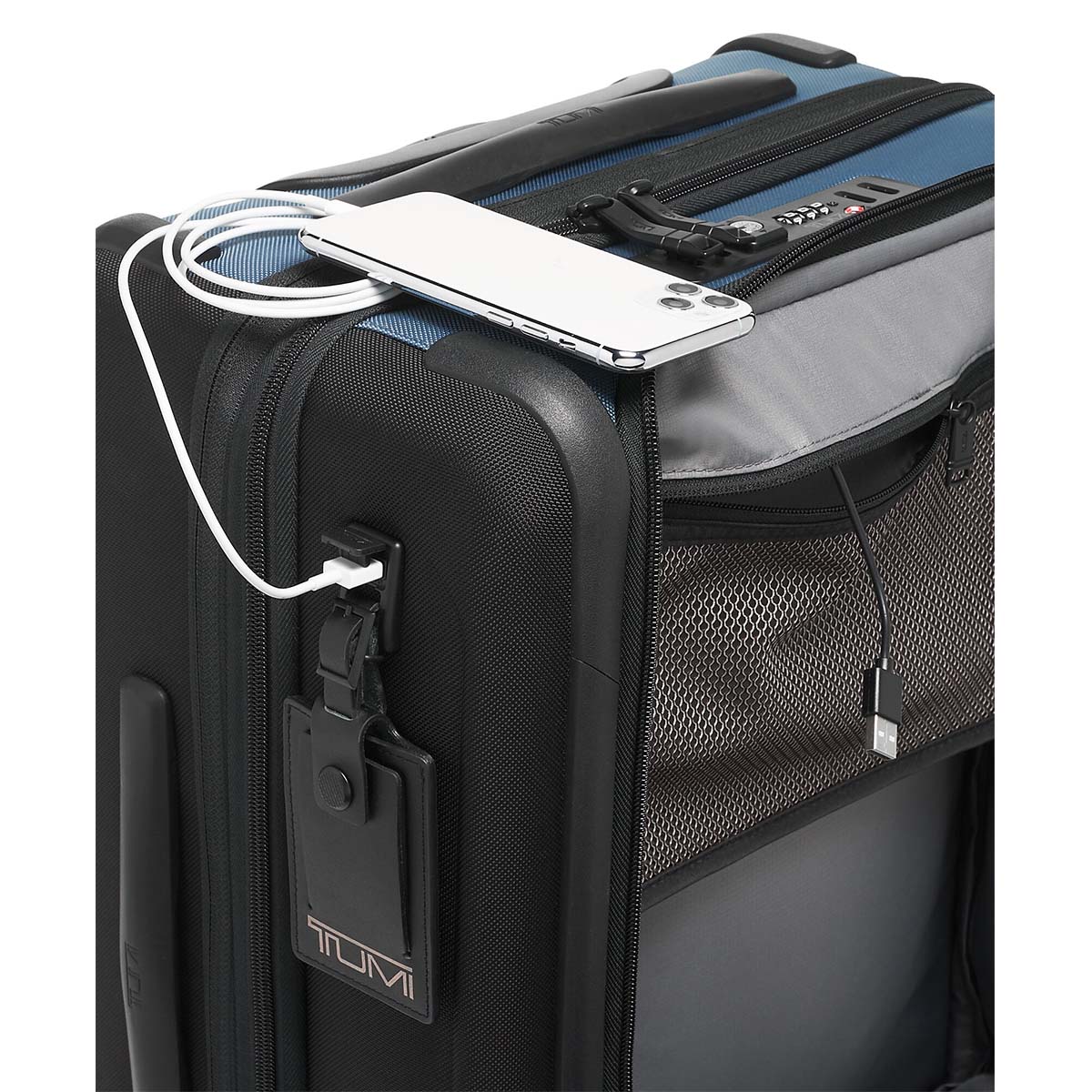 2203561STM3 Чемодан Continental Dual Access 4-Wheel Carry-On Tumi Alpha 3  - Вид №5