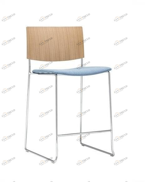 Andreu World Табурет из дубовых санок штабелируемый, со встроенной подушкой Sit Bq1209 / bq1210