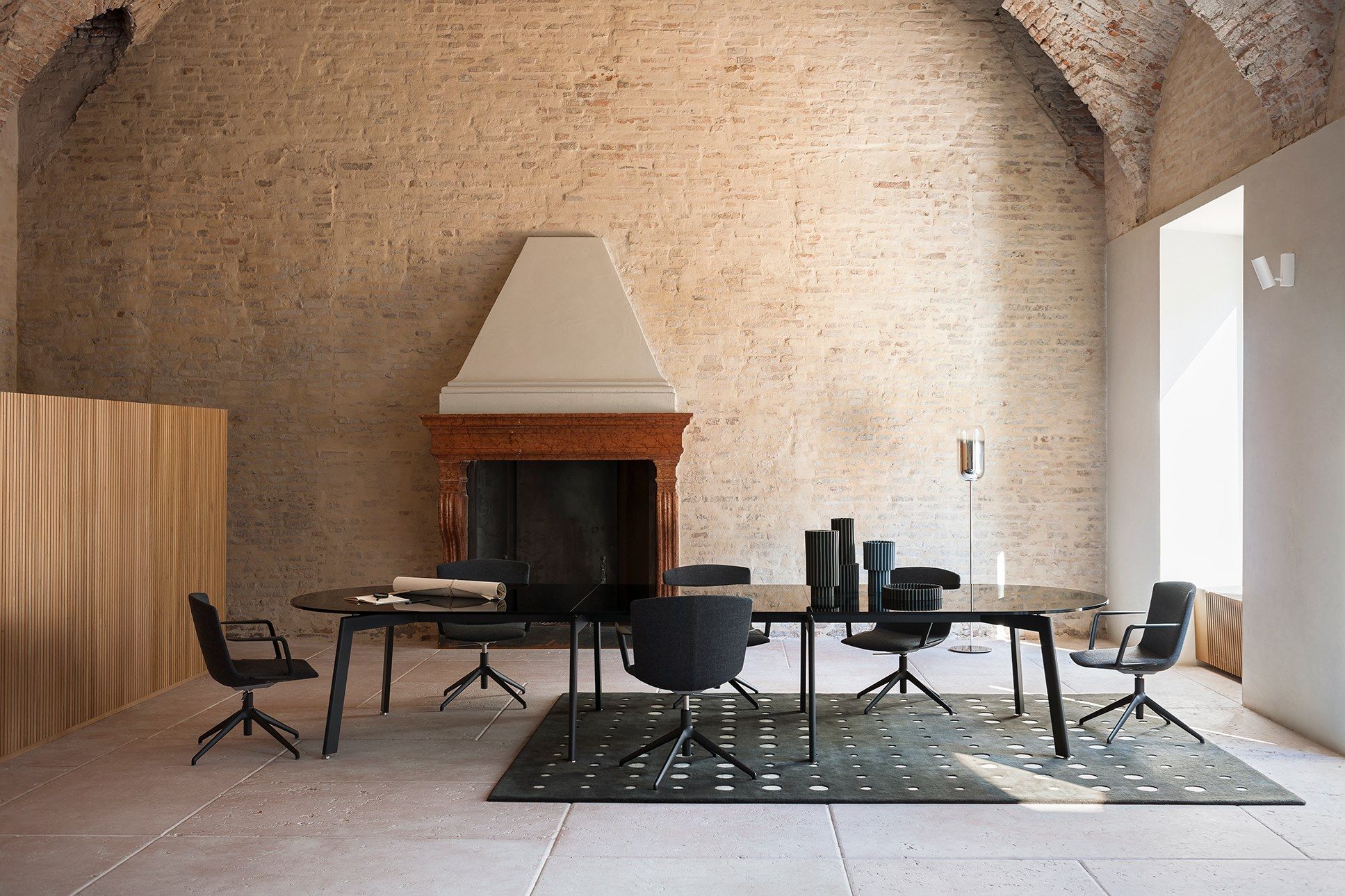 Поворотный операционный офисный стул с подлокотниками на насесте Desalto CALUM OFFICE TASK ARCH-00088676 - Вид №4