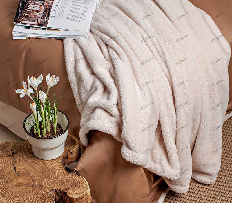 Victoria Stenova 111191 ПЛЕД меховой VANILLA LATTE 