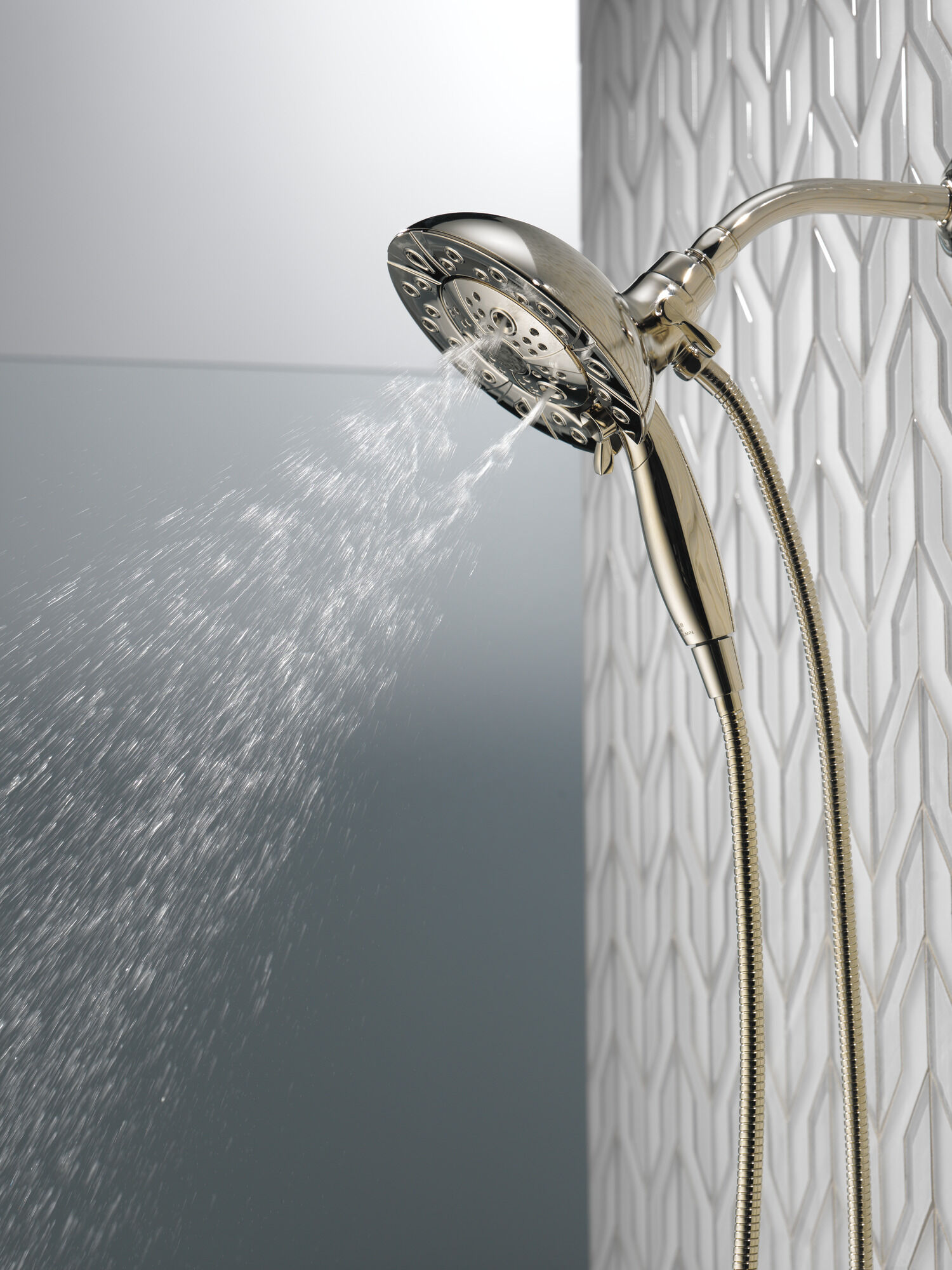 58480-PN25-PK H2Okinetic® In2ition® Душ два в одном с 5 настройками Delta Faucet Universal Showering Полированный никель  - Вид №2