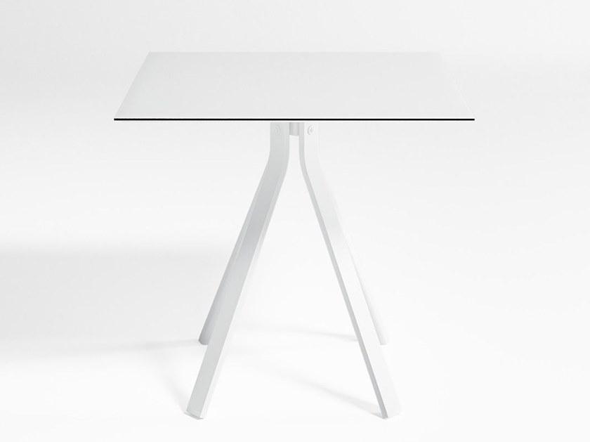 GANDIABLASCO Садовый стол квадратный с основанием 4 звезды Stack sun-id-1516506 - Вид №1