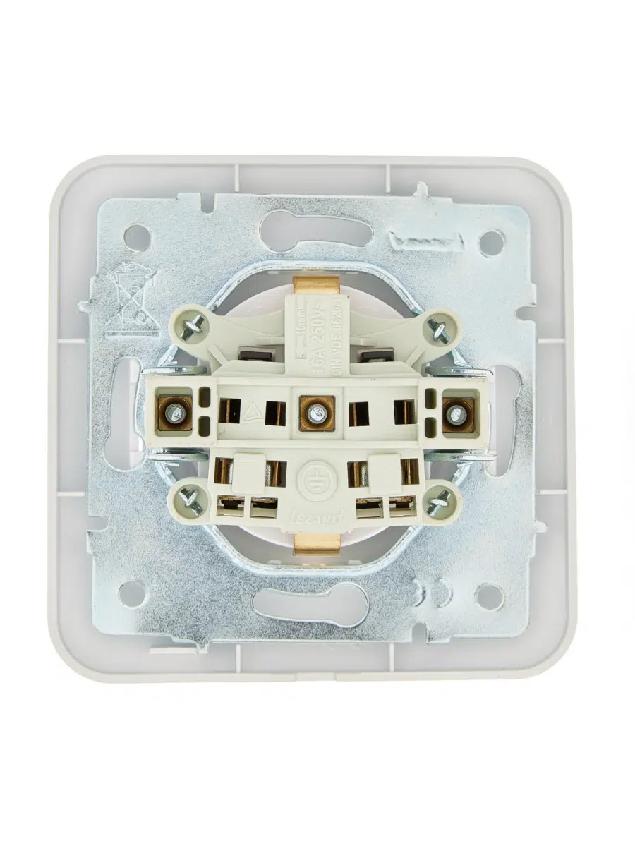 ASTI Розетка с защитой от детей ПБТ жемчужно-белый перламутр LEZARD 7081-3030-124B - Вид №2