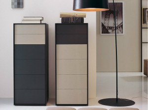 Деревянный комод