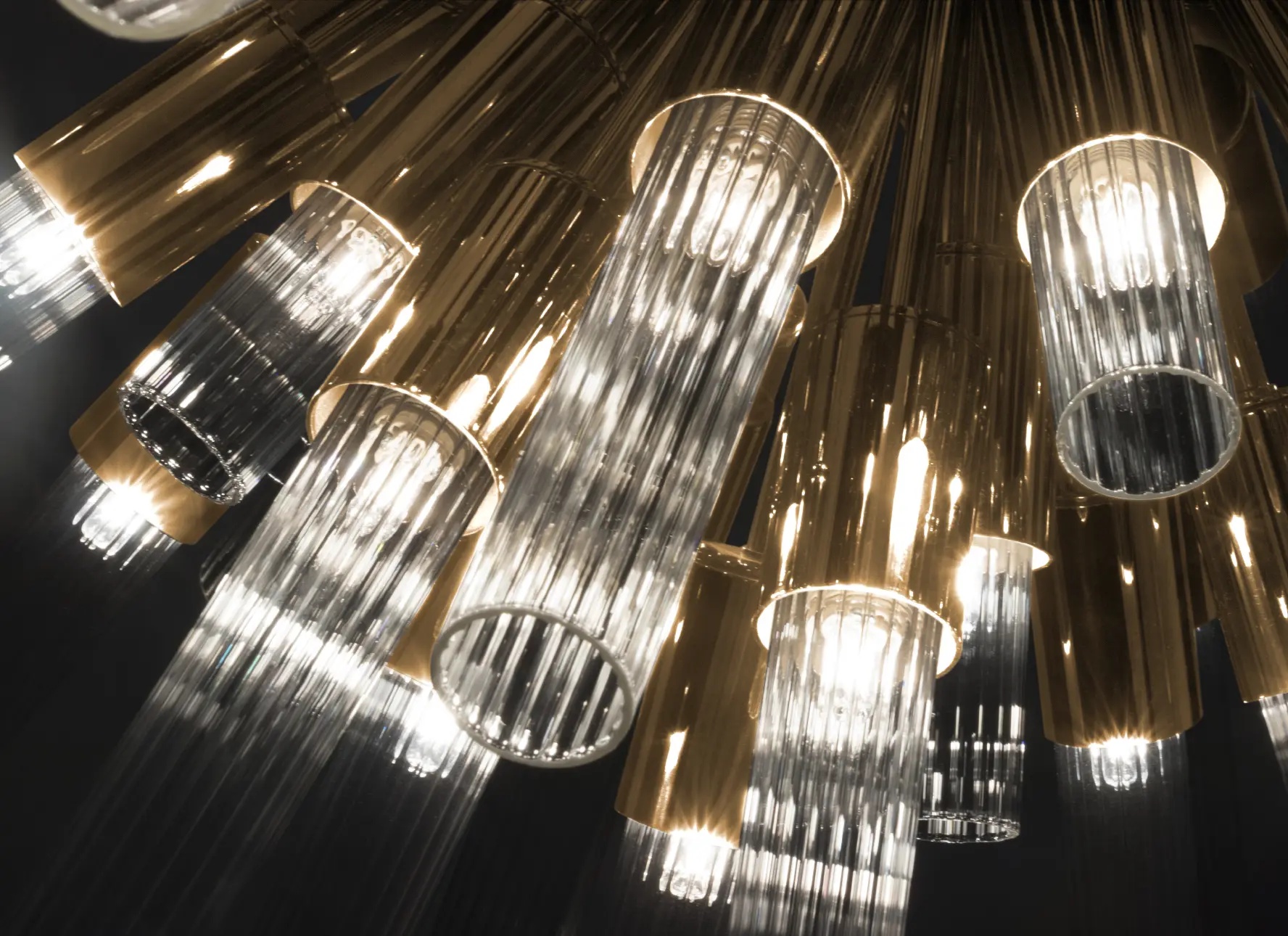 Подвеска спутника LUXXU Waterfall 73 - Вид №3