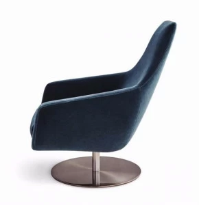 Montis Вращающееся кресло из ткани с подлокотниками Enzo