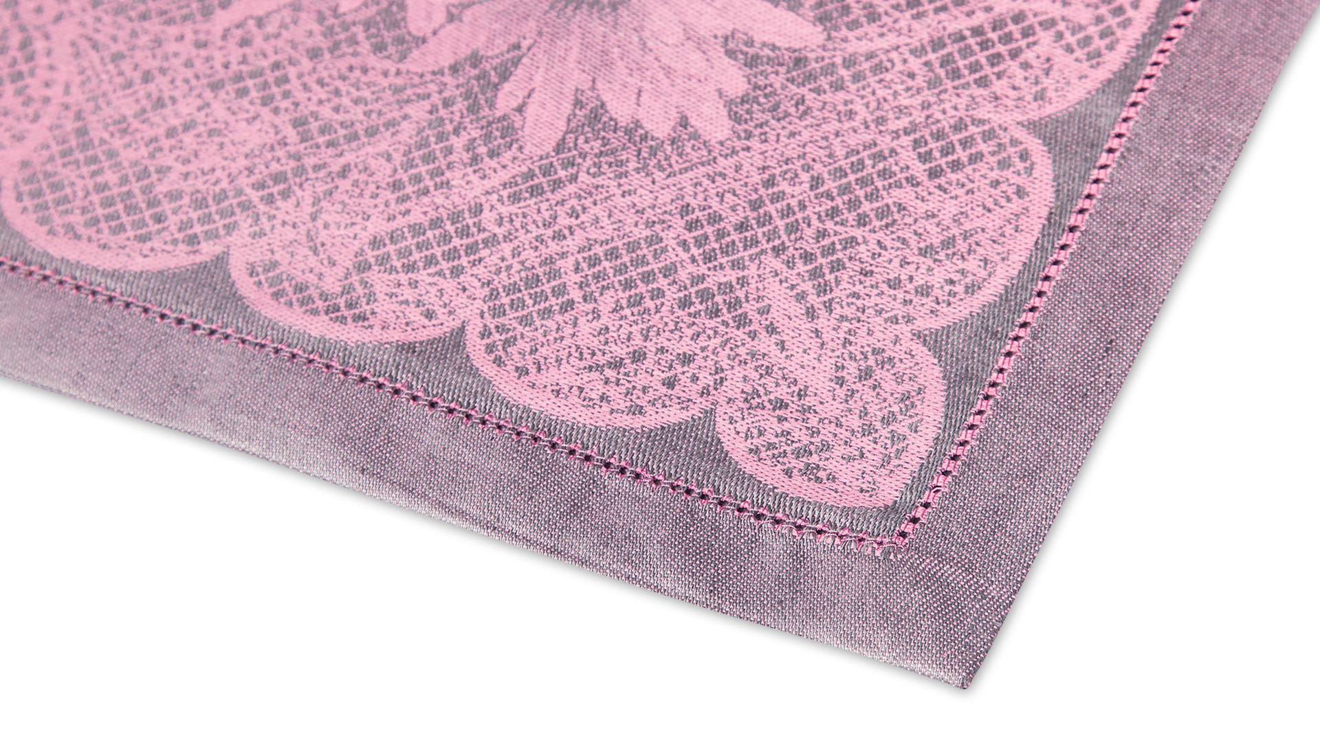 10601034 Яковлевский жаккард Скатерть прямоугольная Яковлевский Жаккард Пионы и Кружево 150х220см серая с розовой каймой, полулен Ткань  - Вид №1