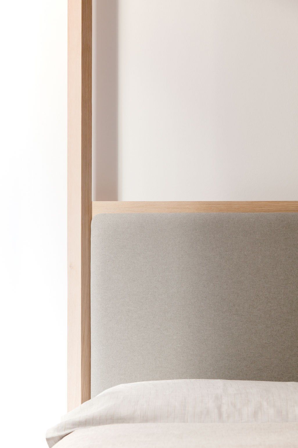 Двуспальная кровать из массива дерева Punt Breda ARCH-00010263 - Вид №9