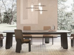 Мраморный обеденный стол