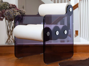 Стул с подлокотниками