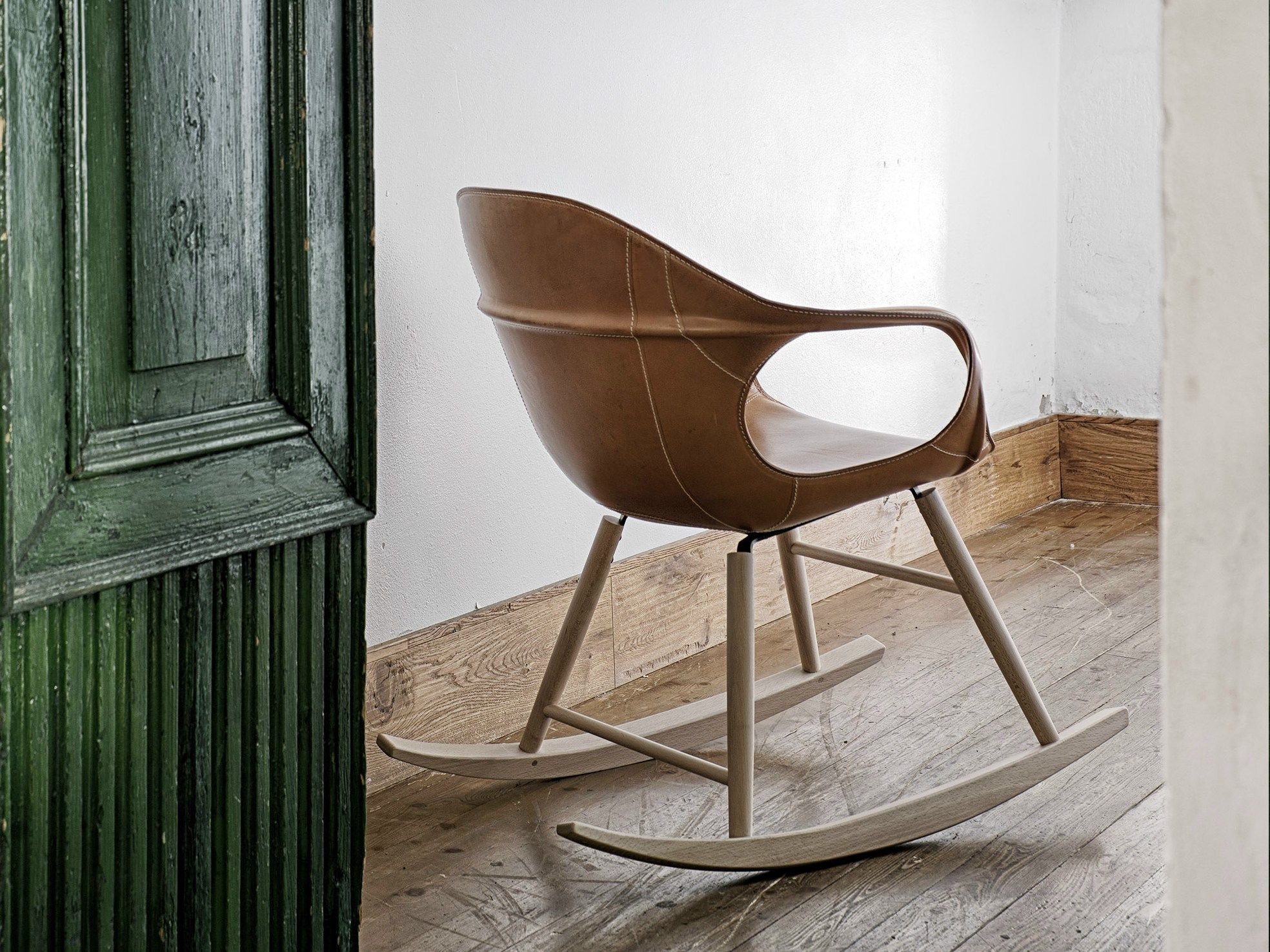 Кожаное кресло-качалка с подлокотниками Kristalia ARCH-00020027 - Вид №1