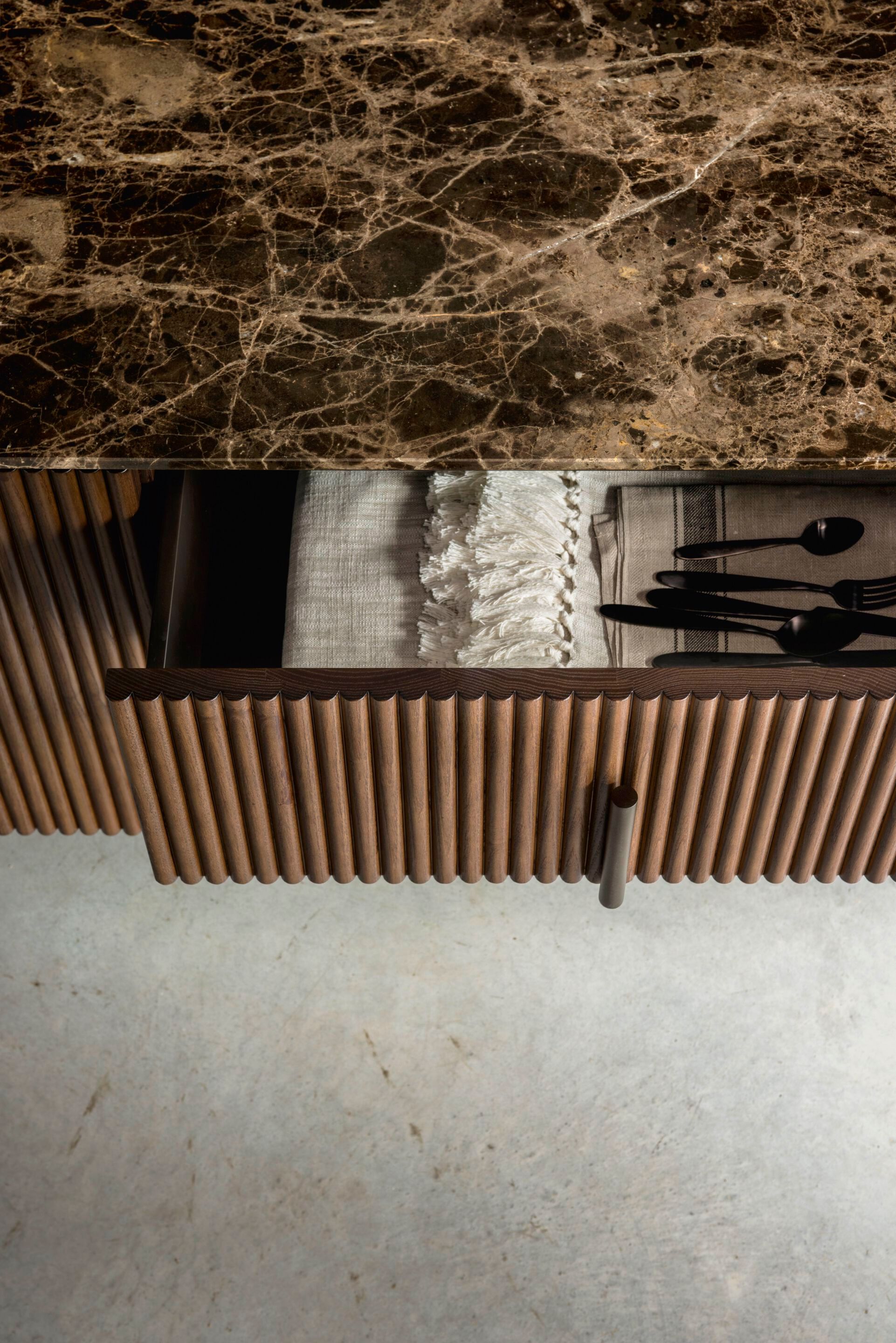 Шкаф из массива дерева Alf DaFrè Rigadin ARCH-00148129 - Вид №8