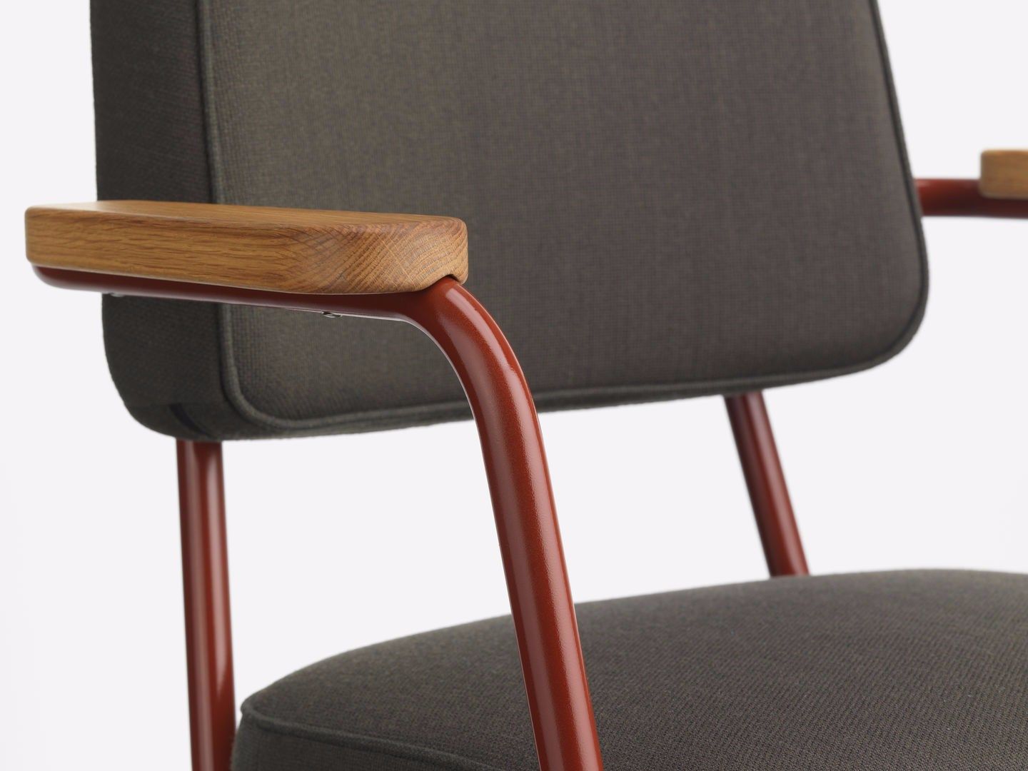 Поворотный операционный офисный стул с подлокотниками VITRA FAUTEUIL DIRECTION PIVOTANT ARCH-00100265 - Вид №3