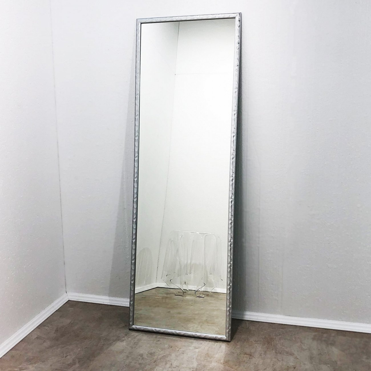 Зеркало серебряное в полный рост прямоугольное в багете "Рилайф" GRAUM ДИЗАЙНЕРСКИЕ 304152 Зеркальный  - Вид №1