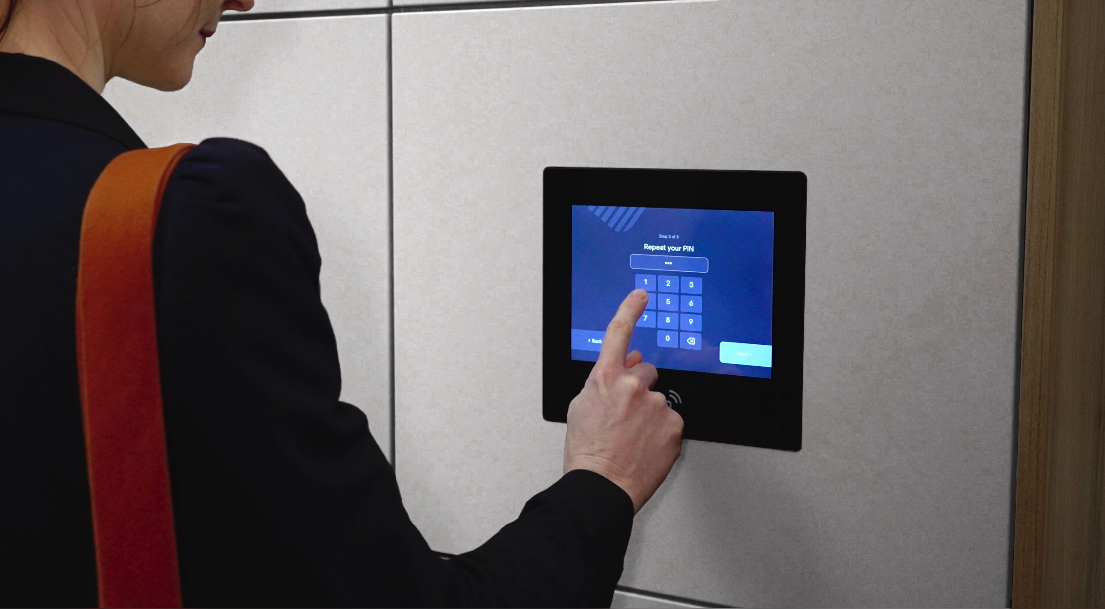 Высокий офисный шкаф из меламина Haworth Be_Hold ARCH-00026065 - Вид №2