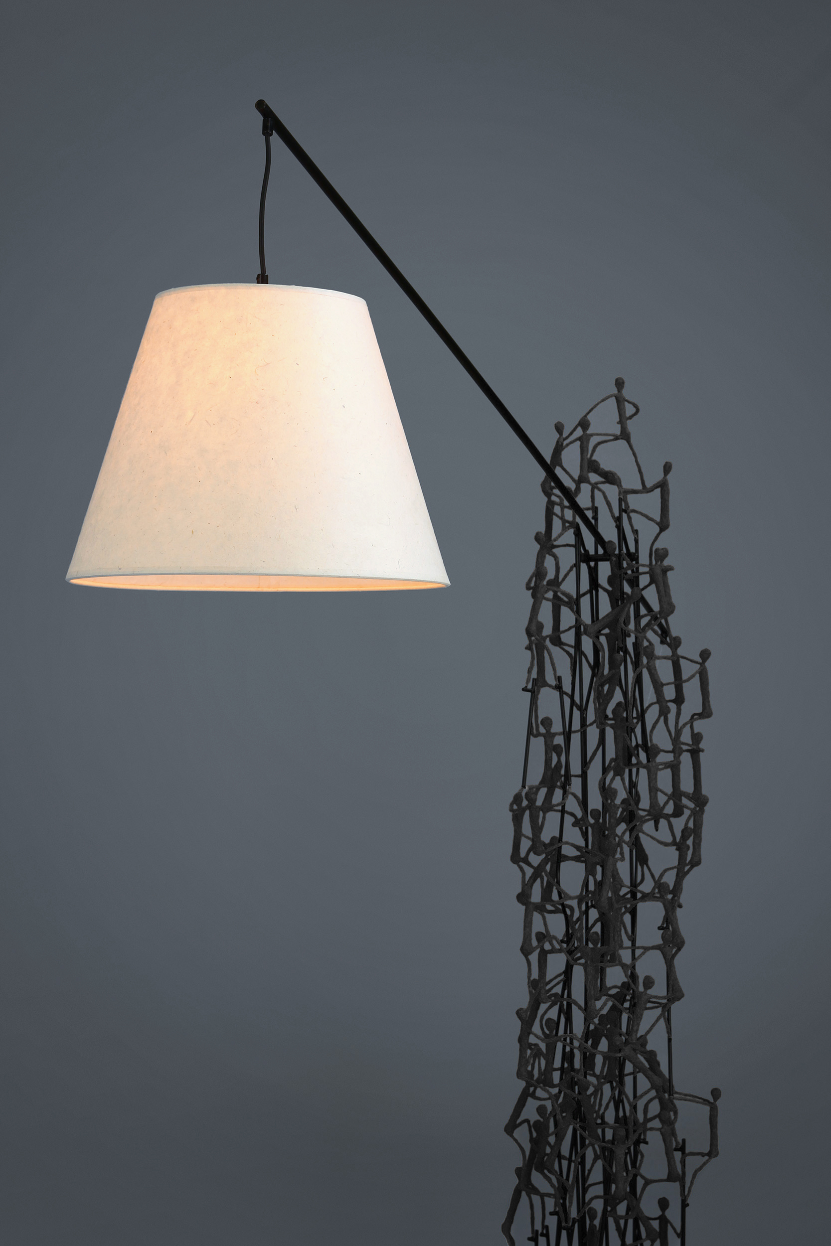 2000000062891 Напольный светильник Boomtown KENNETH COBONPUE Little People  - Вид №6