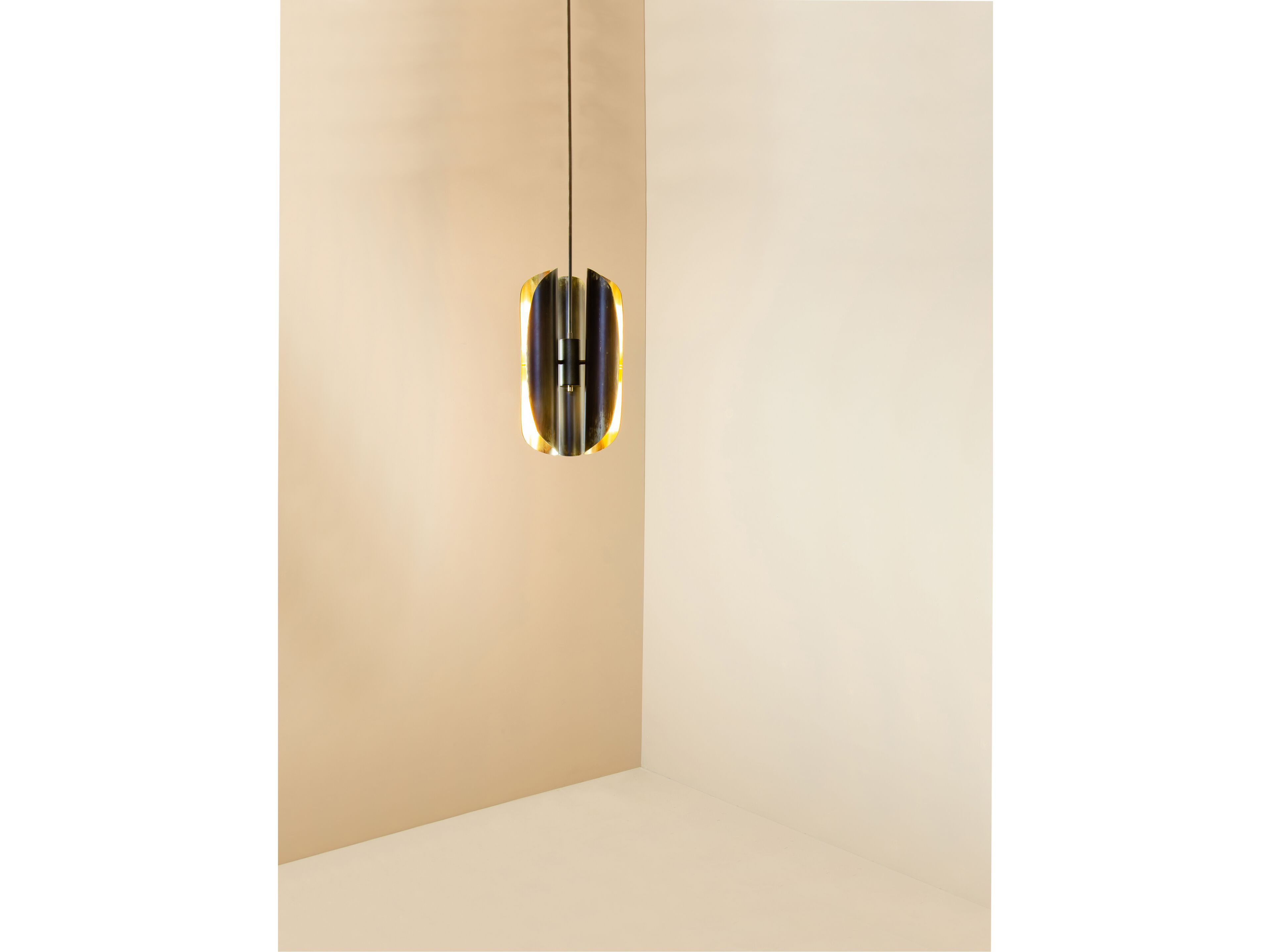 Латунный светодиодный подвесной светильник Renzo Serafini складка ARCH-00116964 - Вид №1