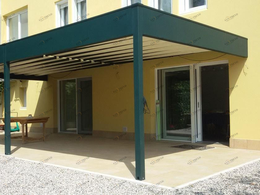 L'Officina by Adami Настенная металлическая пергола со сдвижной крышкой sun-id-1430438