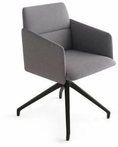 Crassevig Мягкое офисное кресло на эстакаде Aura