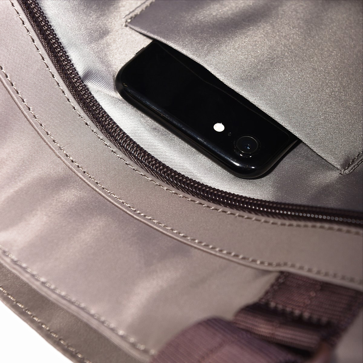 HIC424/316-01 Сумка HIC424 Elvira Large Tote 15 RFID Hedgren Inner City  - Вид №4