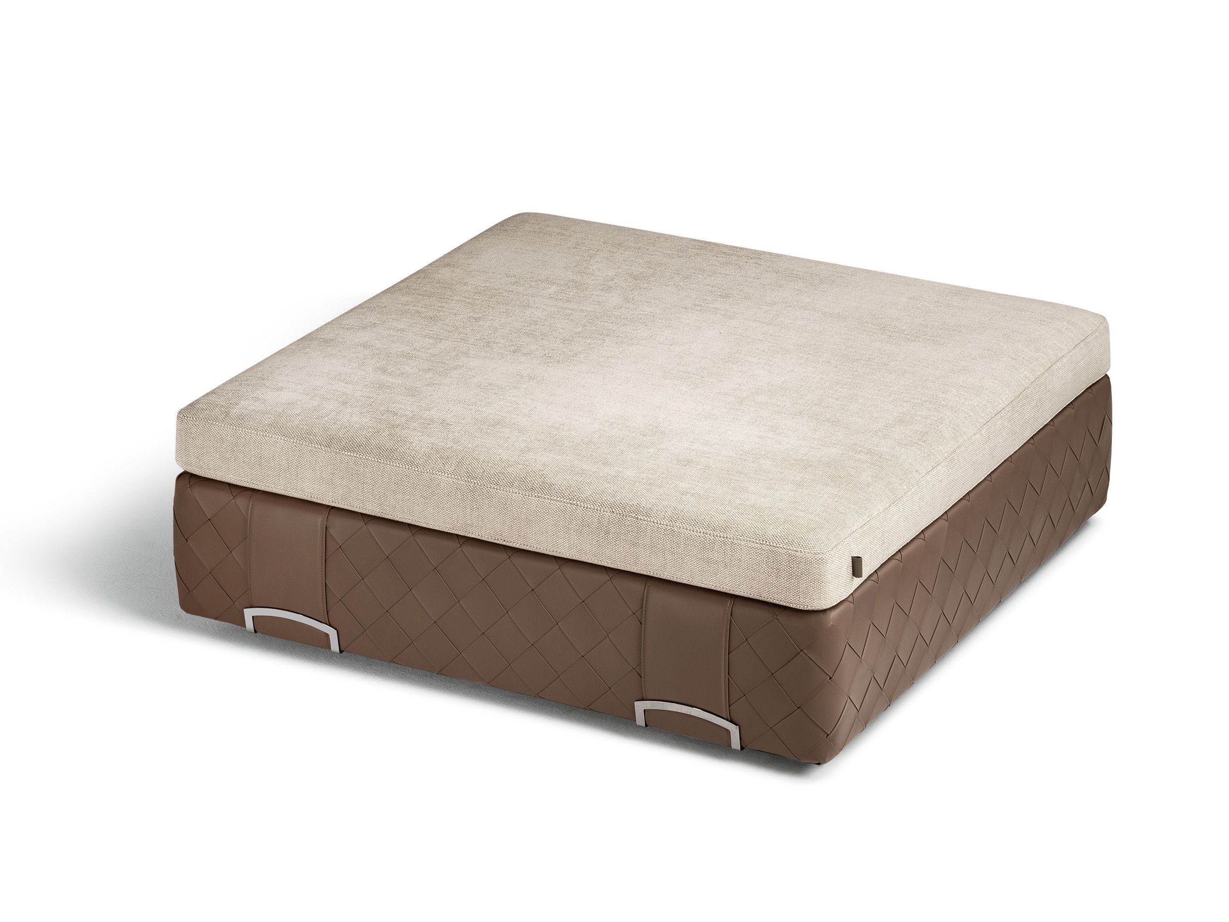 Квадратный пуф из ткани и кожи Poltrona Frau коллекция-мебель и аксессуары ARCH-00109643