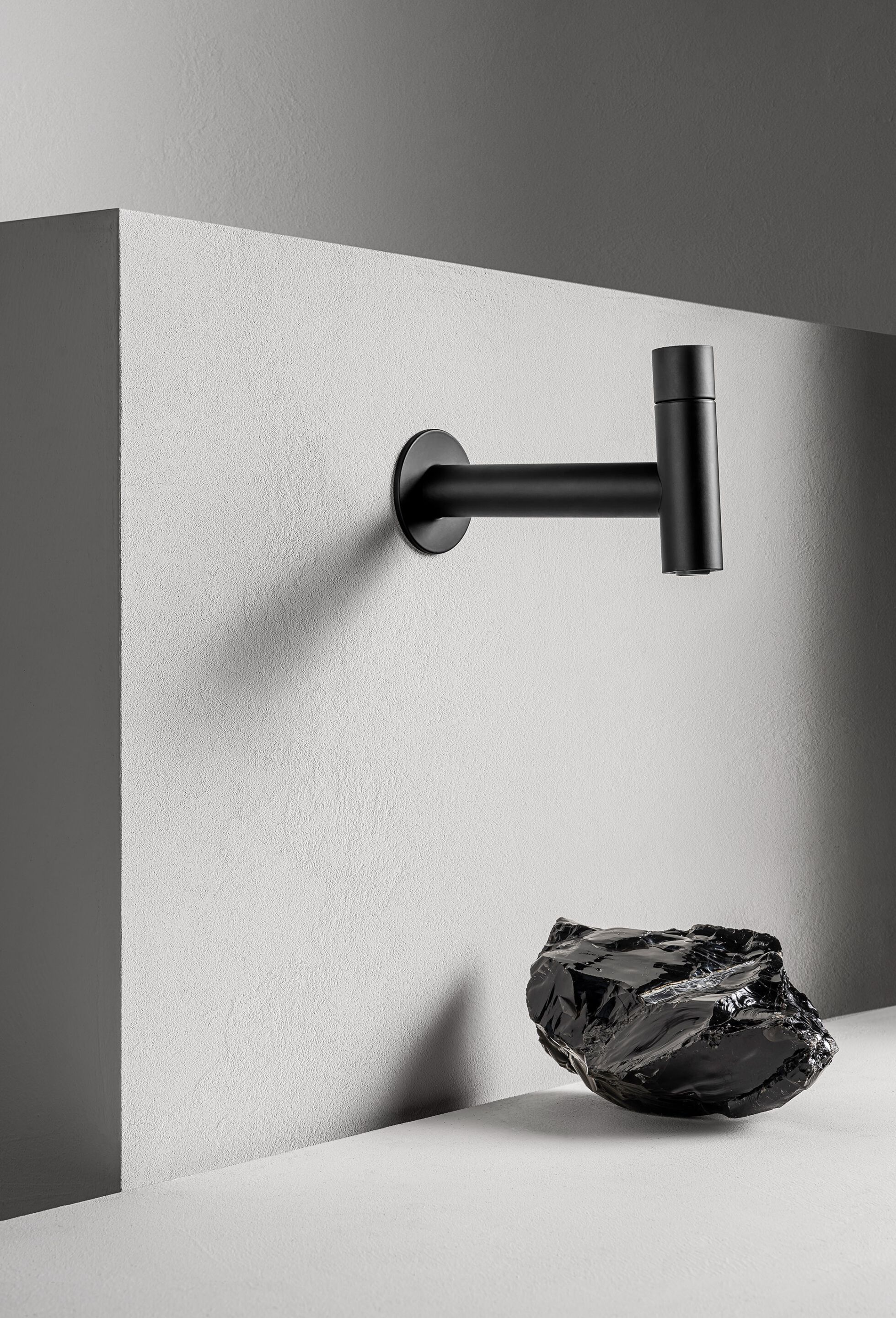 Однорычажный смеситель для раковины QD Magistro Lab Hammer ARCH-00002396