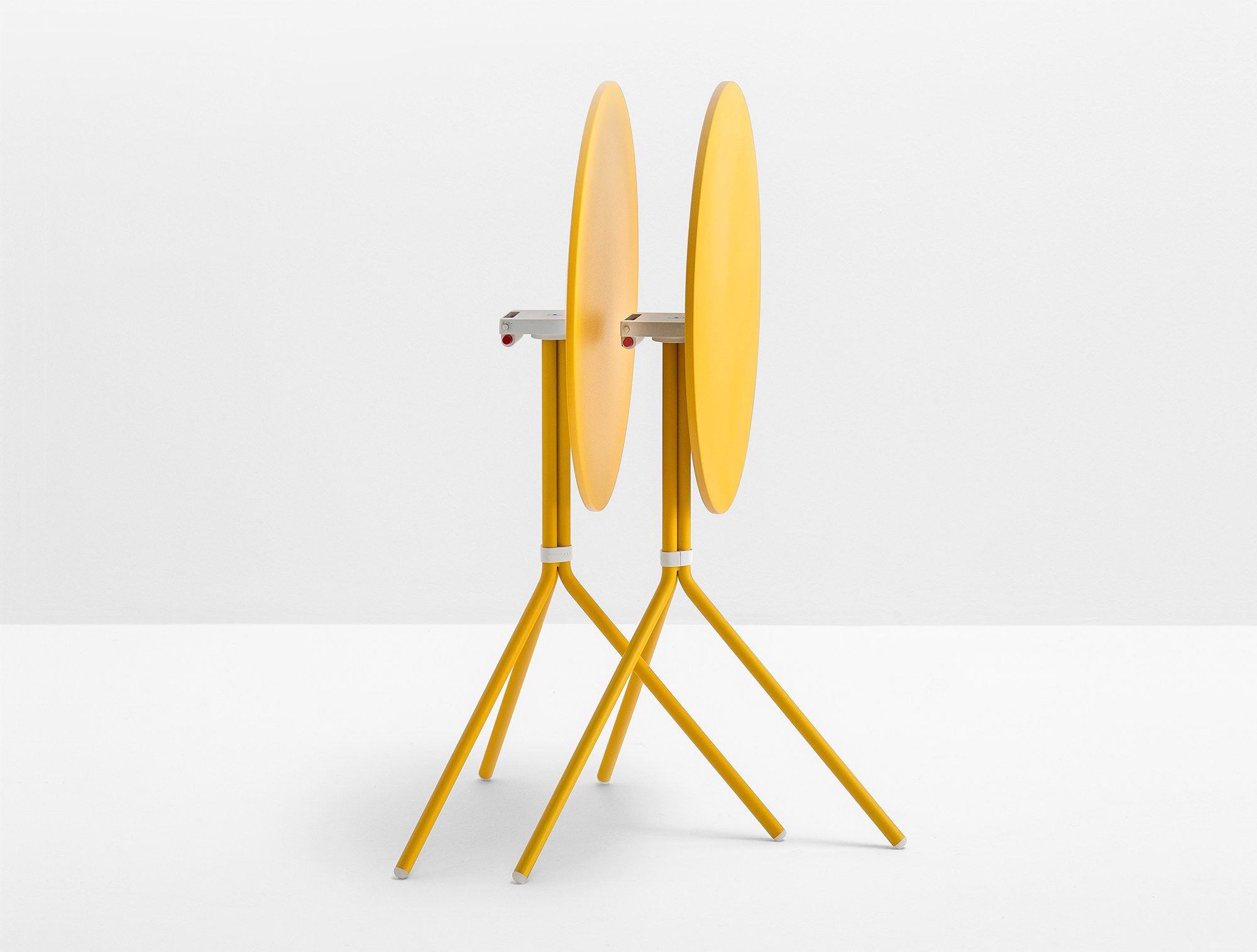 Стальной складной круглый садовый стол Pedrali ARCH-00106216 - Вид №2