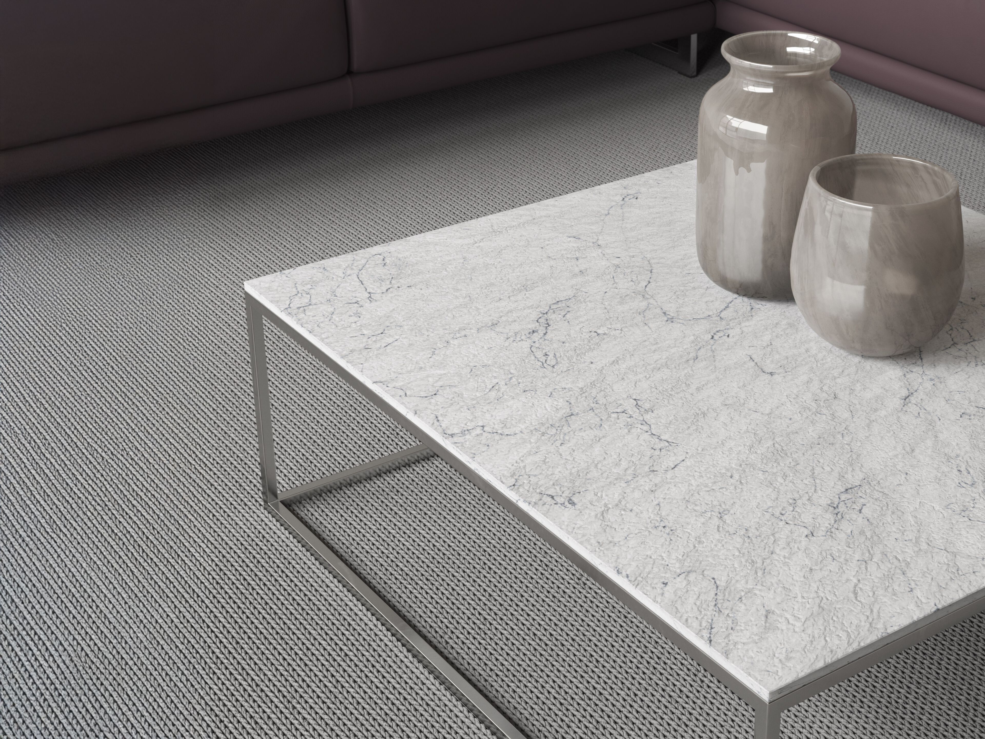 Высокий круглый металлический журнальный столик с травертиновым верхом Natuzzi Italia кабаре ARCH-00088467 - Вид №1