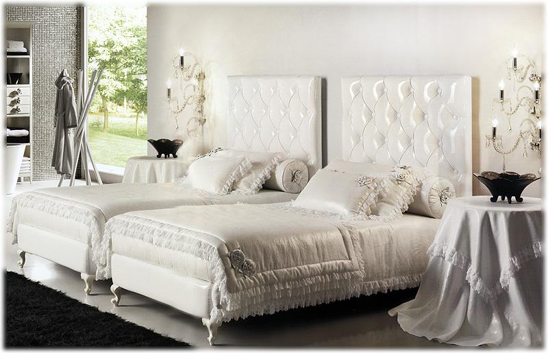 Кровать OPIUM HALLEY 110GS Couture