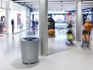 Nola Industrier Уличный пластиковый мусорный бак для раздельного сбора мусора Hinken