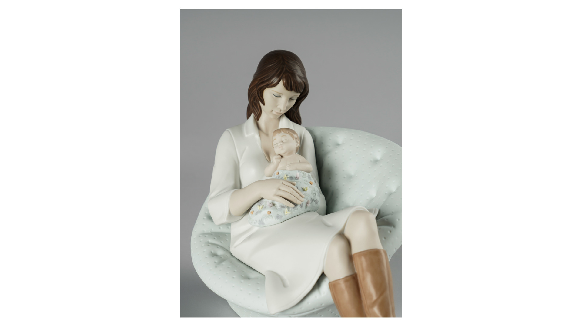 10669122 LLADRO Фигурка Lladro "В маминых объятьях" 30х22см Фарфор Lladró  - Вид №3