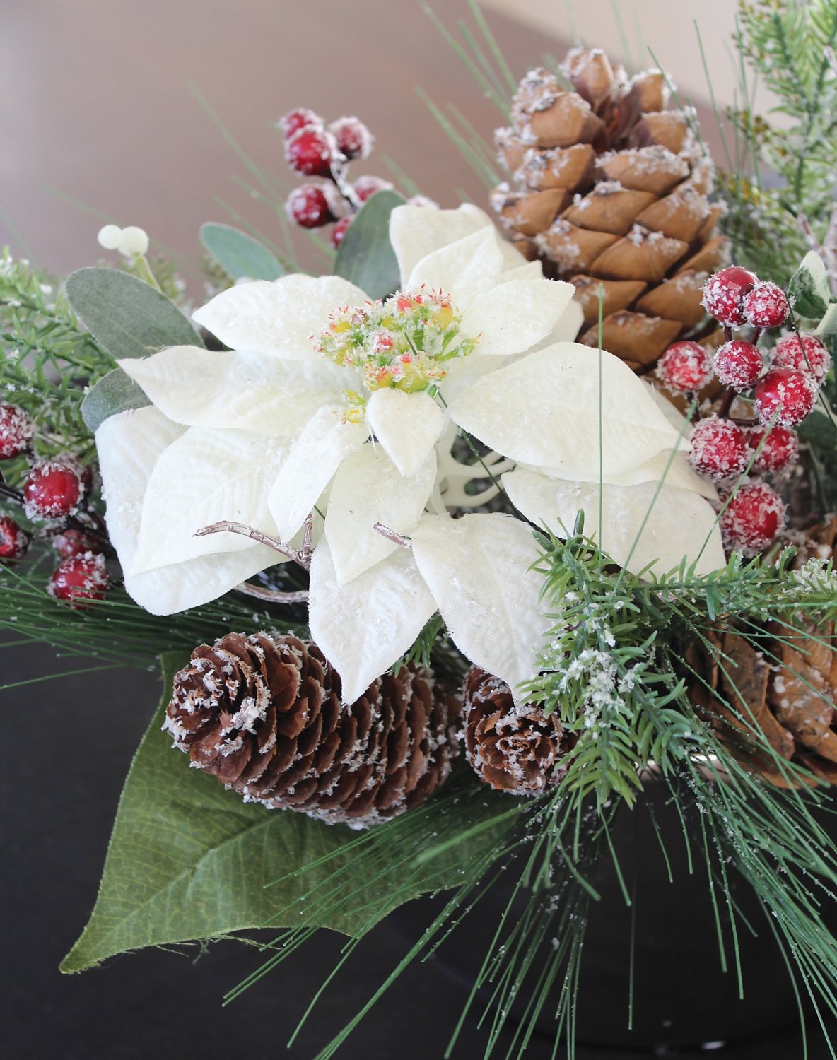 1723 831 a3 Композиция из искусственной пуансеттии в керамическом горшочке, 40 см, зелено-золотой H-andreas 