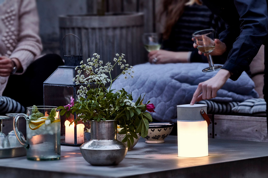 Колонка беспроводная с подсветкой aGLOW белая KREAFUNK KFHS01 - Вид №1