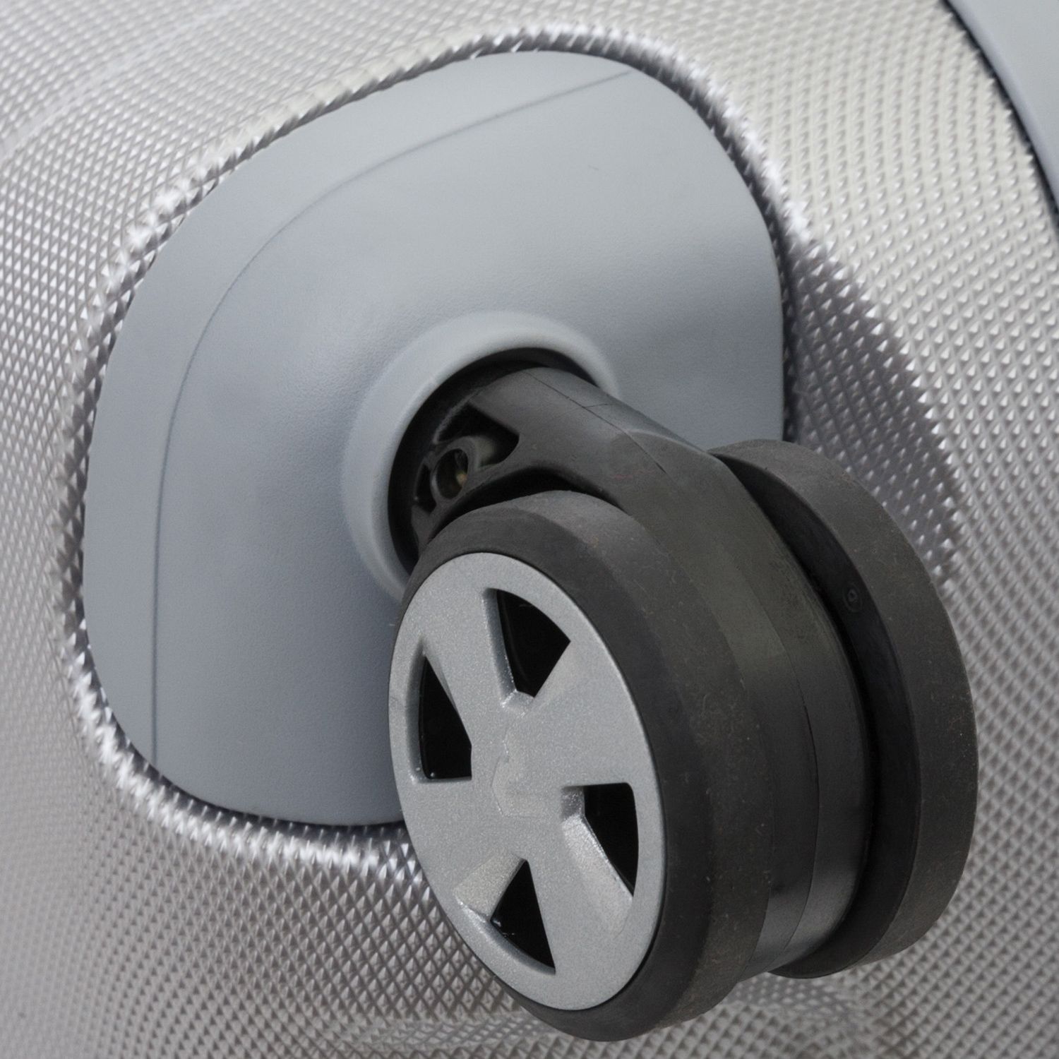 5465-0225 Чемодан 5465 Uno Zsl Premium Medium Trolley Roncato Uno ZSL Premium 2.0  - Вид №4