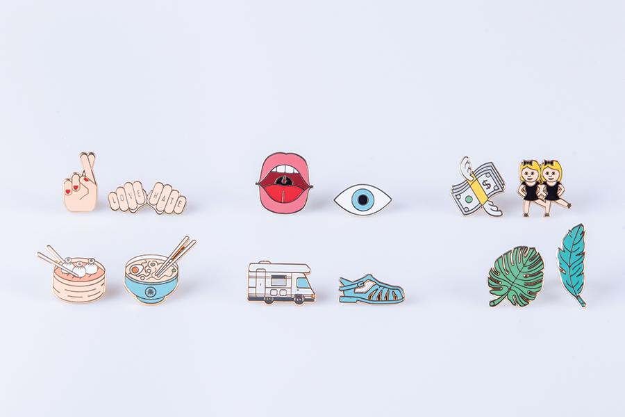 DYPINSHOL Набор из 2-х металлических булавок pinaholic holidays Doiy  - Вид №3