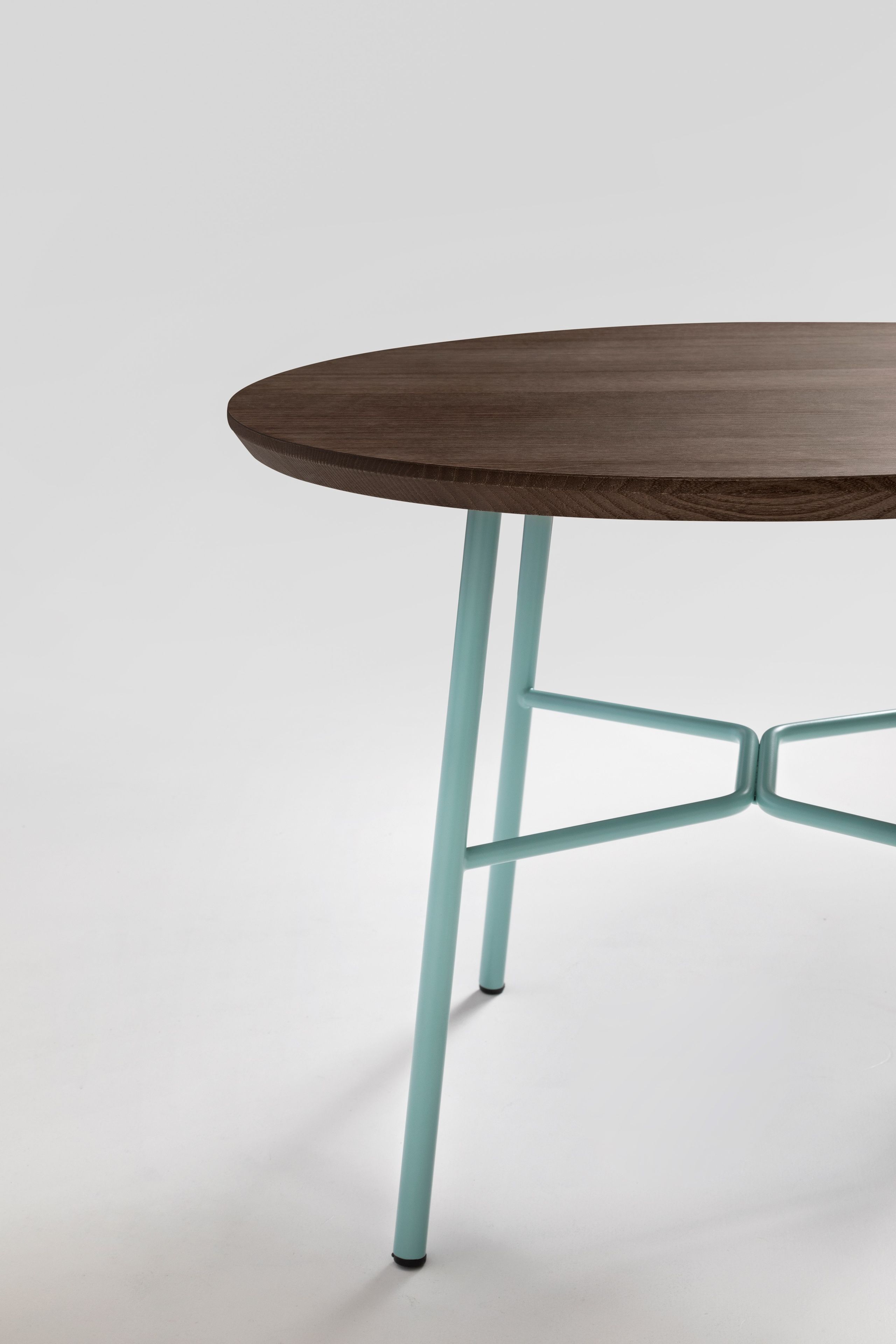 Круглый низкий журнальный столик в HPL TrabA' YUKI ARCH-00040429 - Вид №2