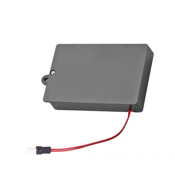 06530093 Гнездовой разъем аккумуляторного ящика IP67 черного цвета для 6 батарей 1,5 В типа АА (включая батареи) stern 