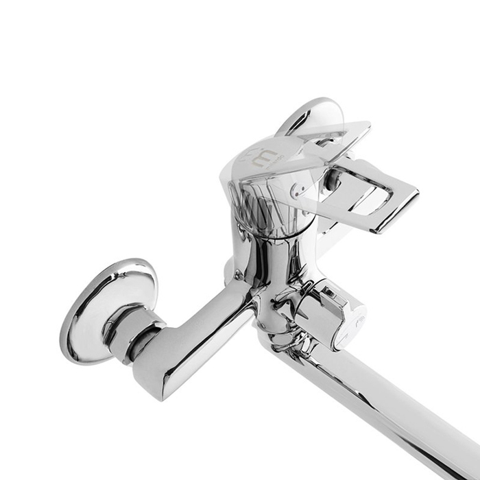 AMUSBLCM10 Milardo Amur Смеситель для ванны с длинным изливом Amur Россия - Вид №3