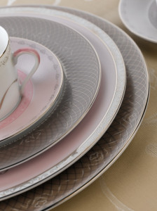 Margot Сврвиз, фарфор Deshoulieres