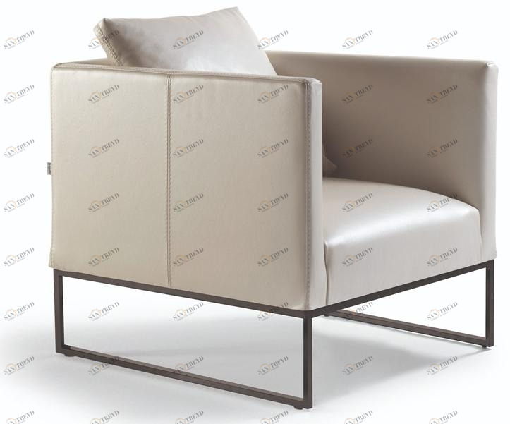 Frigerio Salotti Кресло на санках из ткани с подлокотниками Asia sun-id-1438963