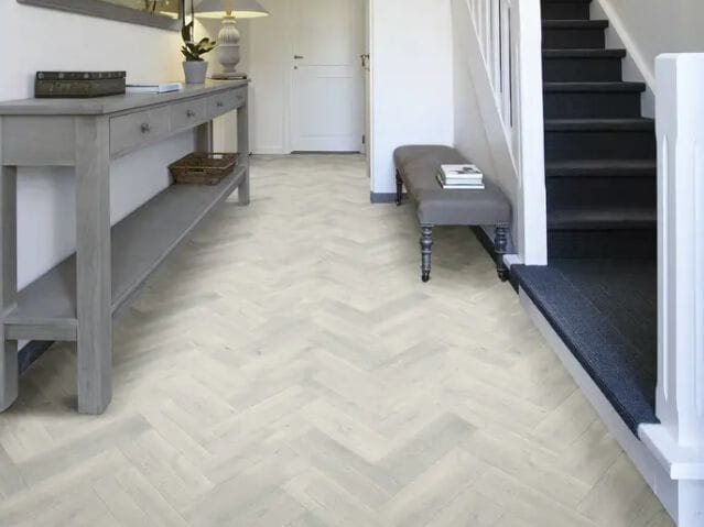 Нескользящий виниловый пол с эффектом дерева BEAUFLOR Turbo ARCH-00022366