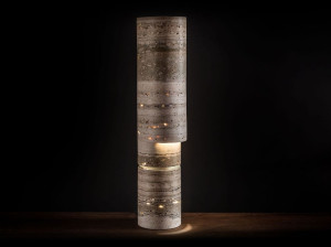 Настольная лампа из травертина от Rapolano