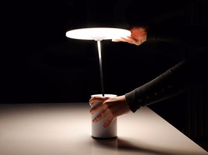 Artemide Настольная лампа прямого света из экструдированного алюминия  1732020a  - Вид №1
