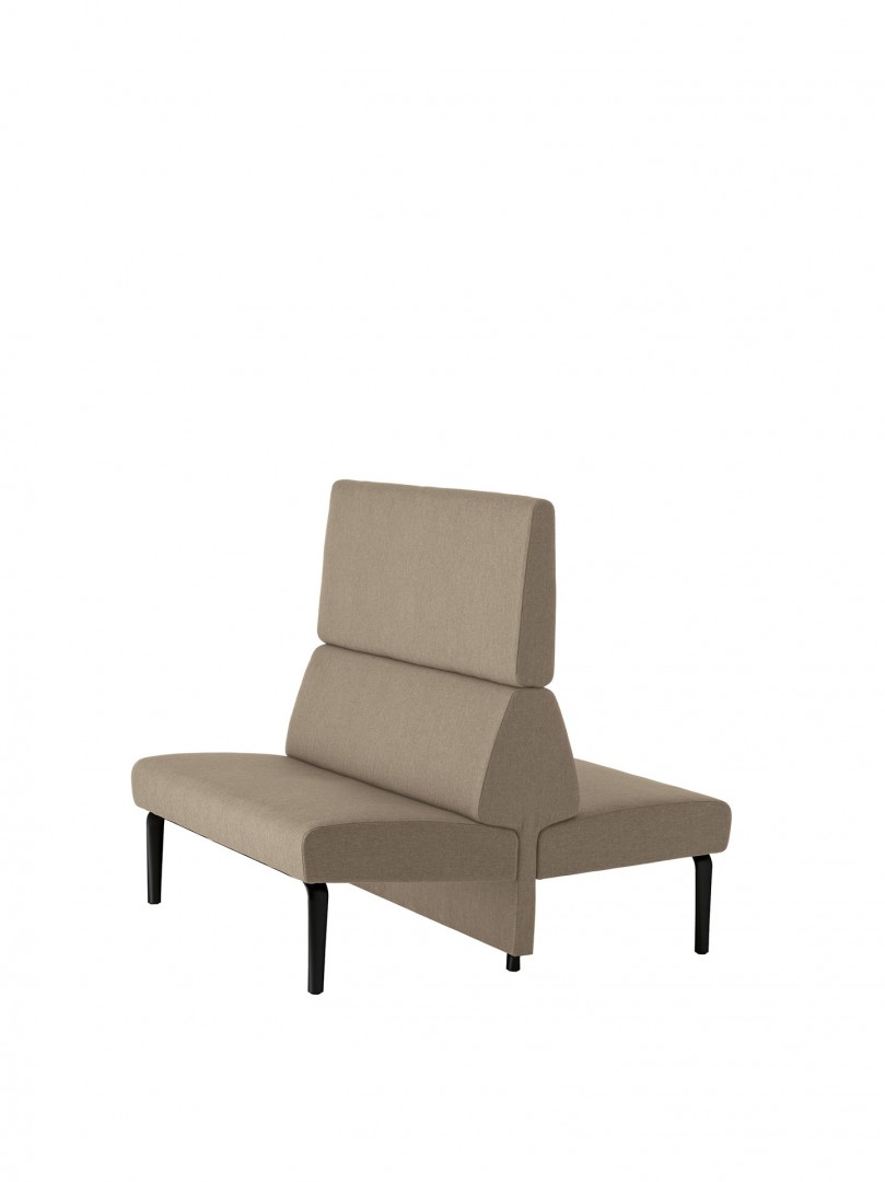 Ambit 1066 Модульная система сидений. Сиденье и спинка с обивкой. Ступни из литого алюминия. Линейный модуль L 120 см, спинка H 126 см. Двусторонняя версия. Et al. Ambit