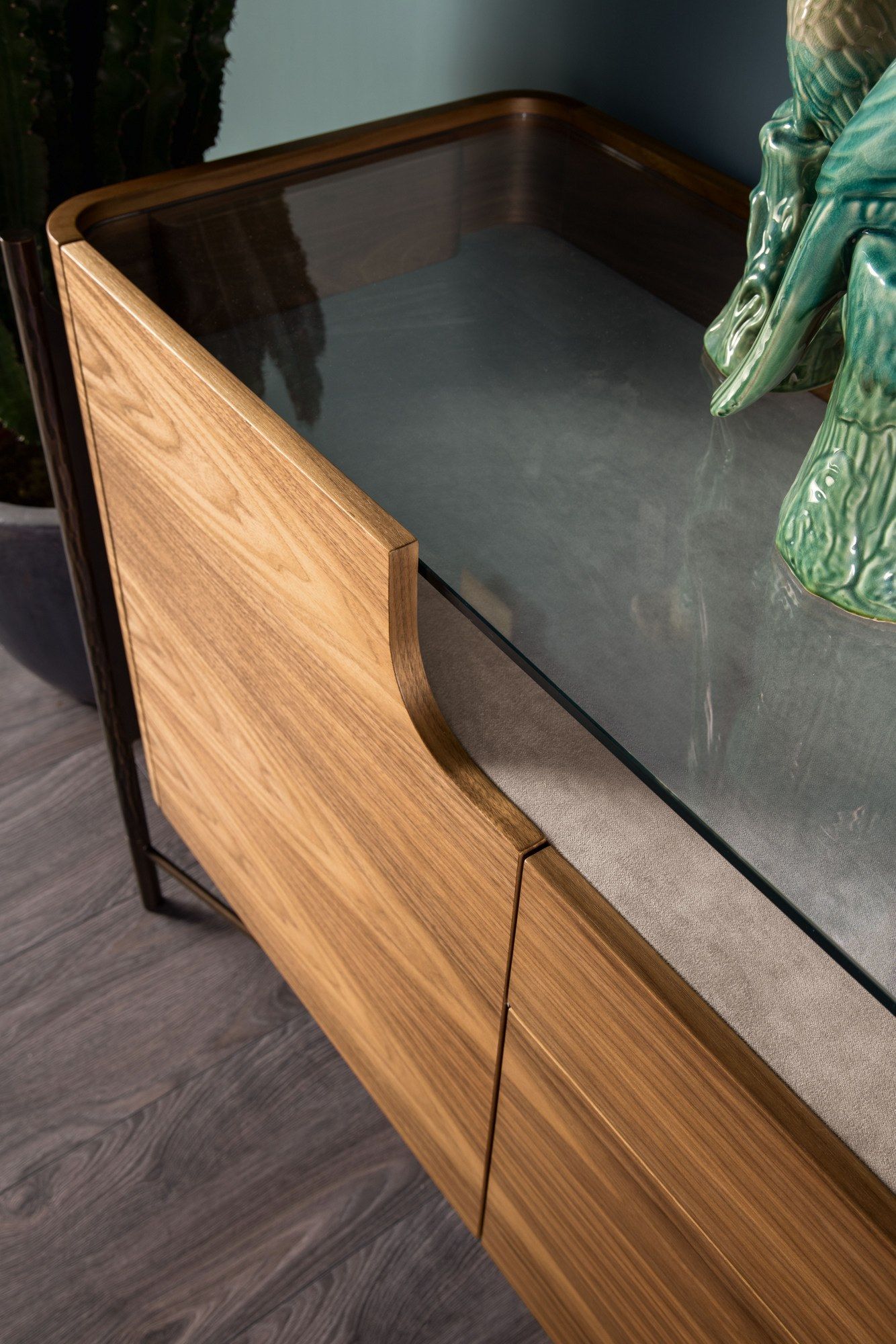 Шкаф из грецкого ореха с распашными дверями Cantori Шанхай ARCH-00090960 - Вид №4