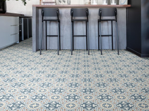 Нескользящий виниловый пол с цементным эффектом